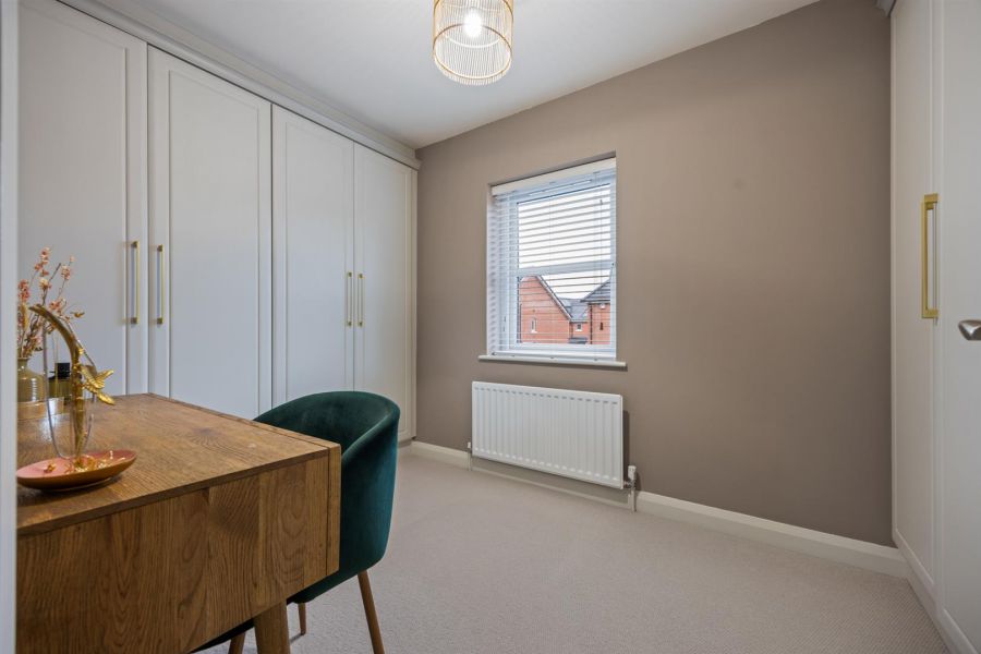 19 High Trees Crescent