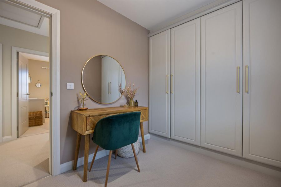 19 High Trees Crescent