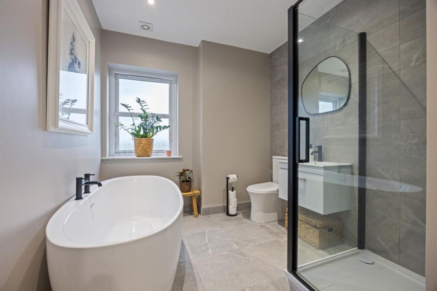 19 High Trees Crescent