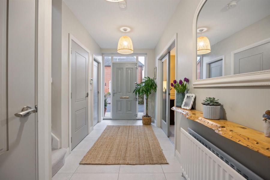 19 High Trees Crescent