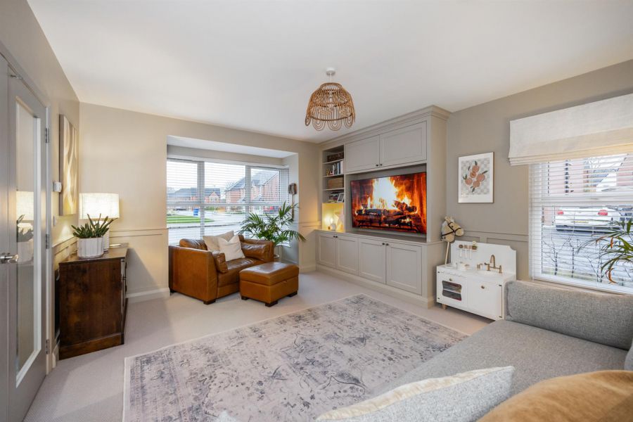 19 High Trees Crescent