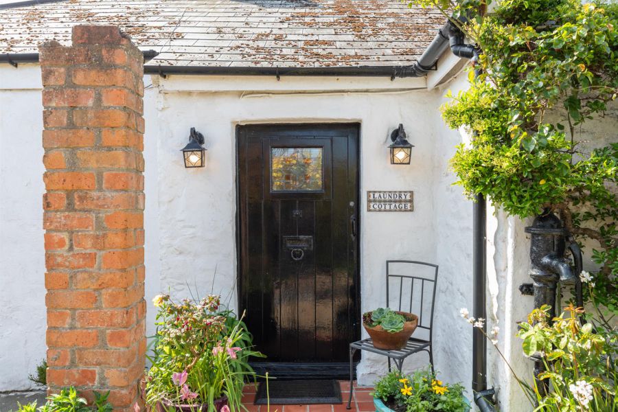 No.1 Laundry Cottages, 27 Springvale Road