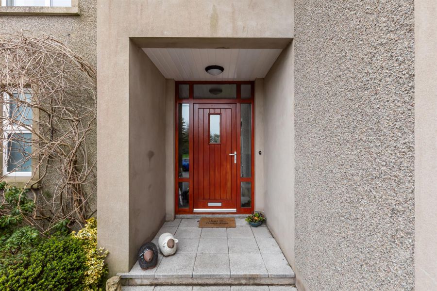 142A Mountstewart Road