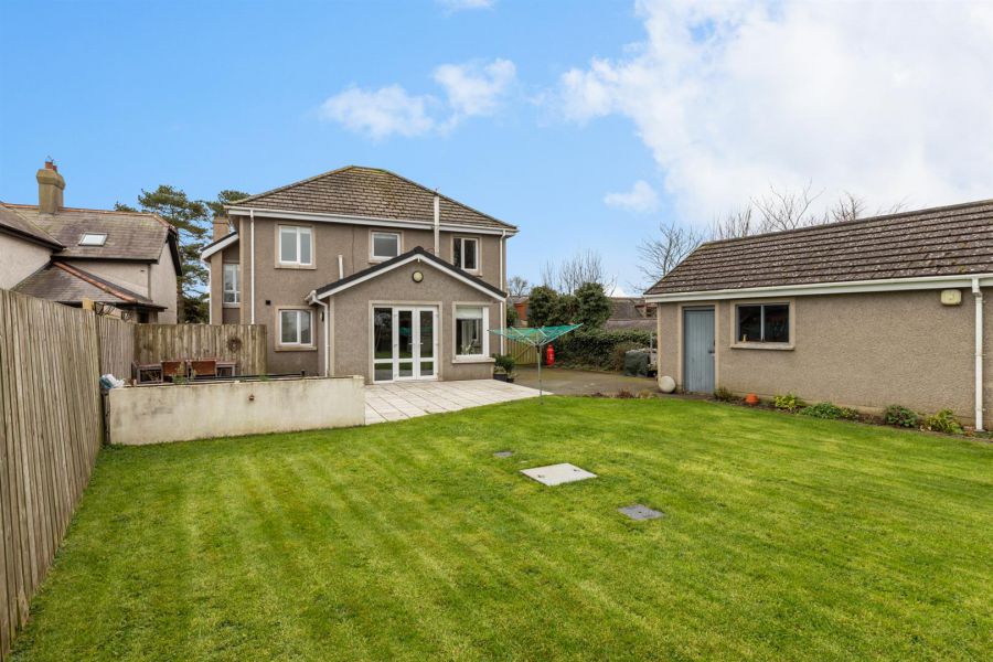 142A Mountstewart Road