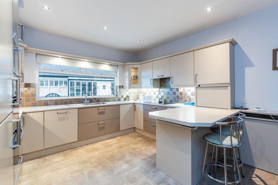 25 Donaghadee Road