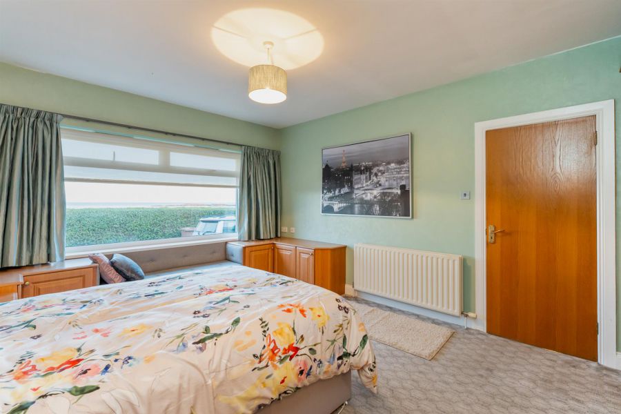 25 Donaghadee Road