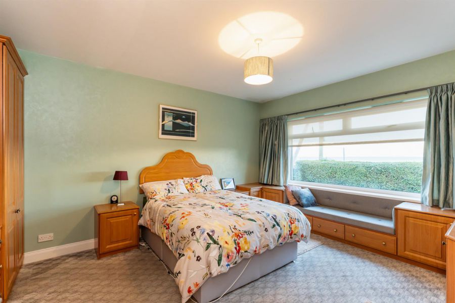 25 Donaghadee Road