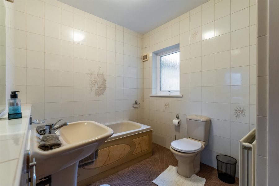 25 Donaghadee Road