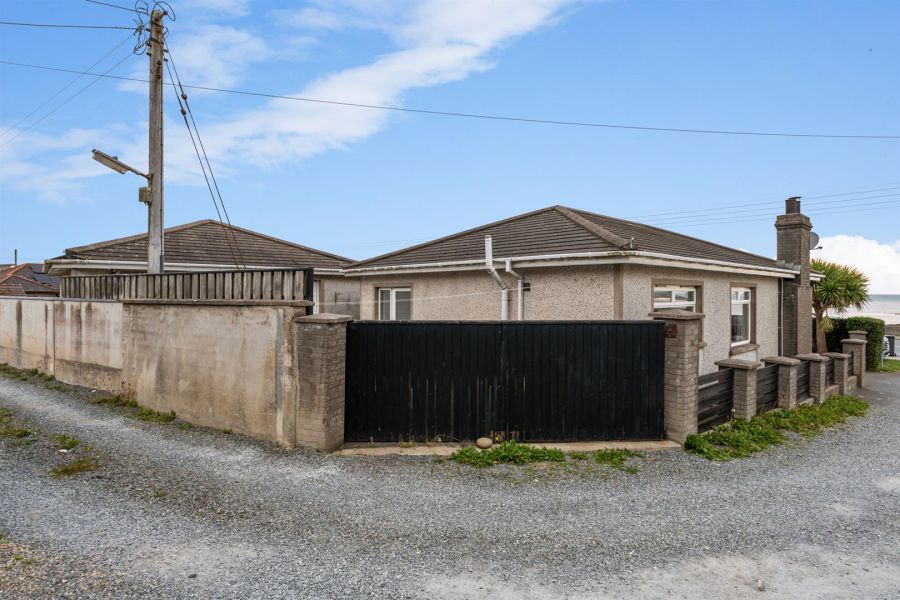 25 Donaghadee Road