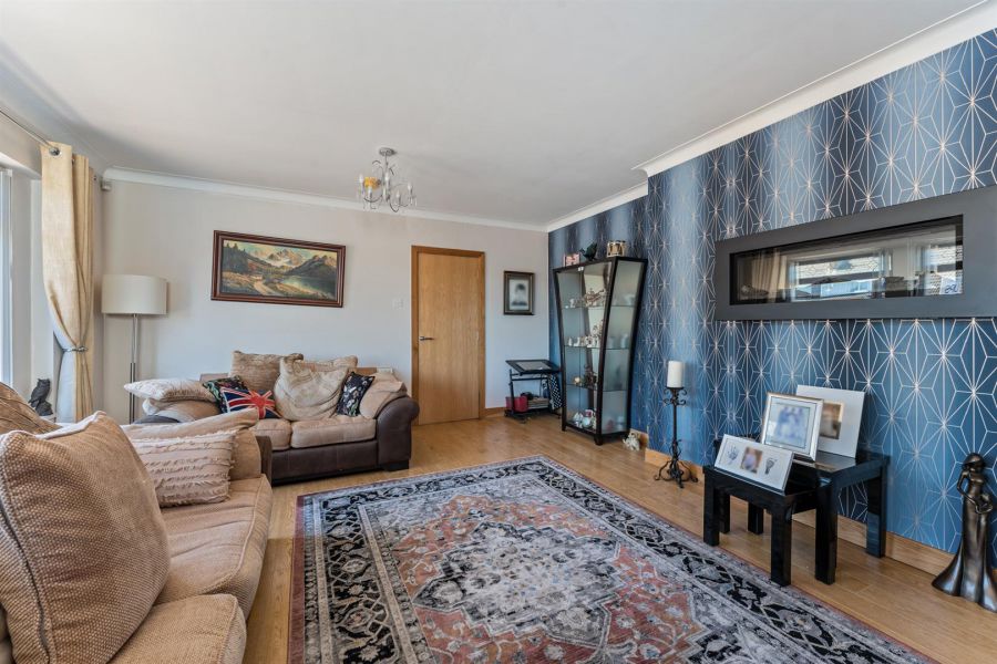 24 Ashley Crescent