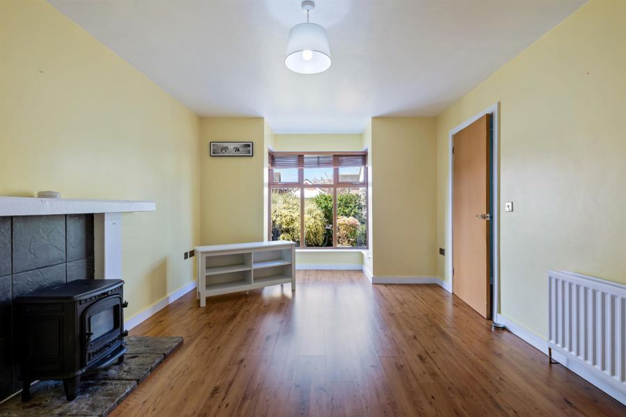 38 Longfield Way