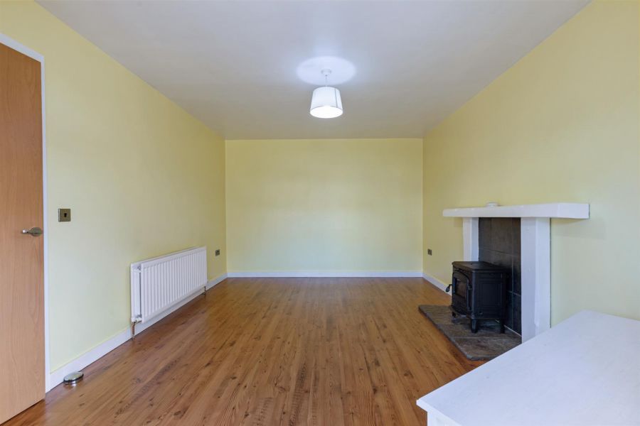 38 Longfield Way