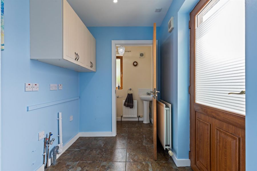 38 Longfield Way