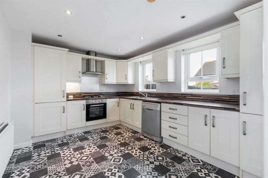 15 Cornmill Walk