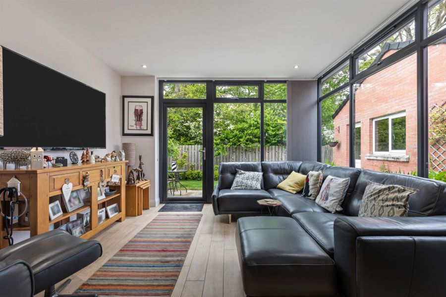 39 High Trees Crescent