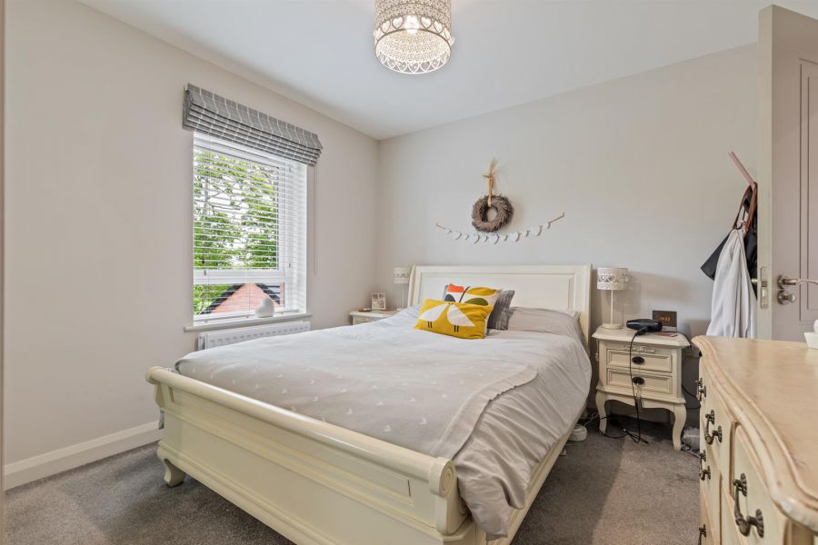 39 High Trees Crescent