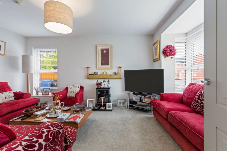 39 High Trees Crescent