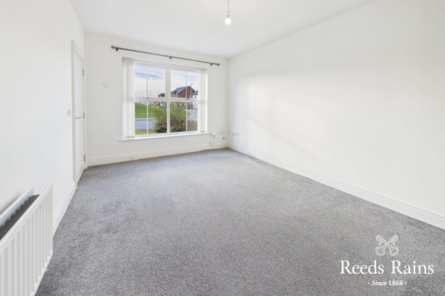 19 Helens Wood Green