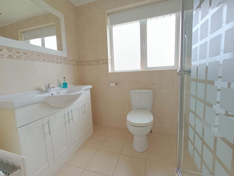 10 Cloverhill Drive