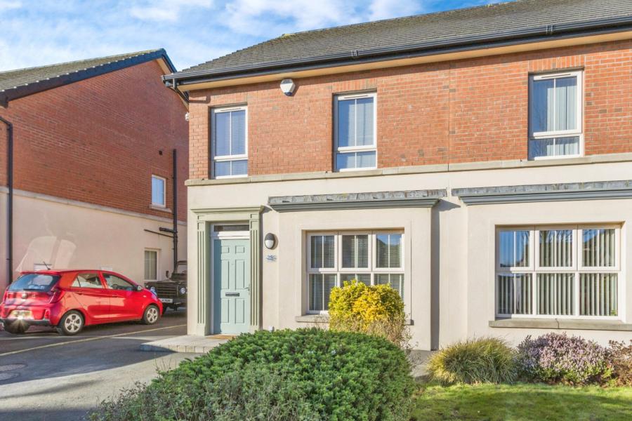 25 Lynn Hall Park, bangor, county down, BT19 1HZ