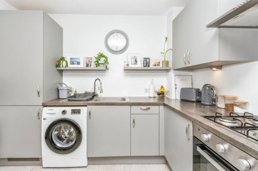 20 Coopers Mill Close