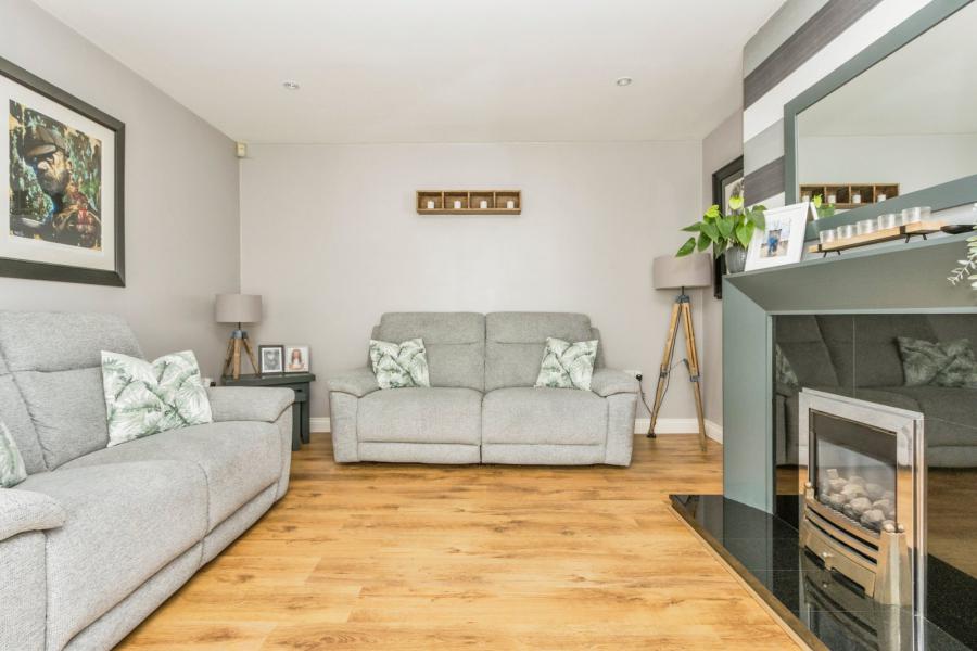 20 Coopers Mill Close