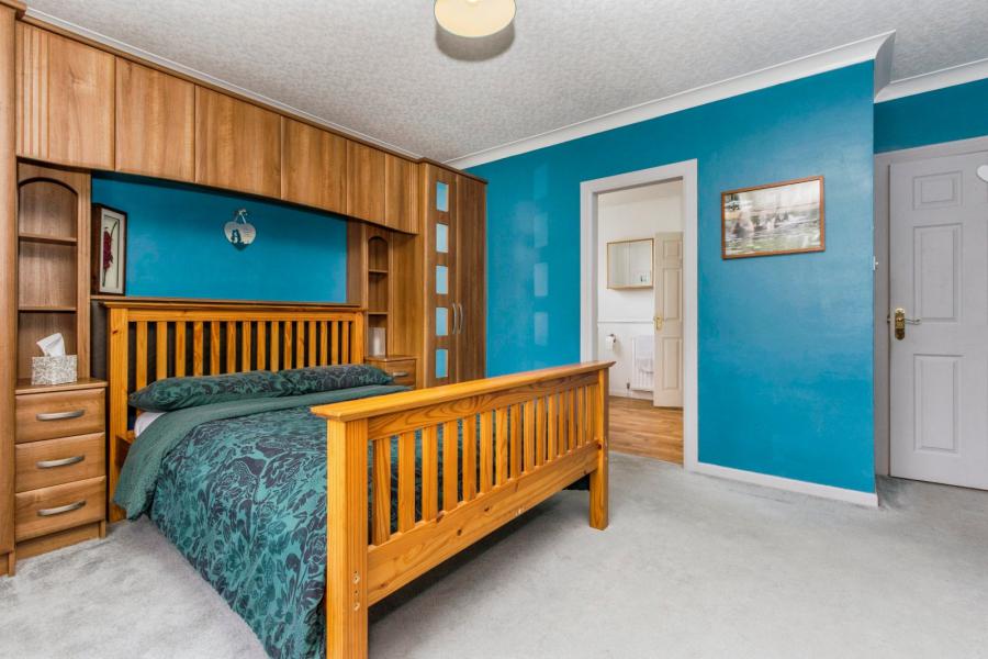 3 Briarwood Drive