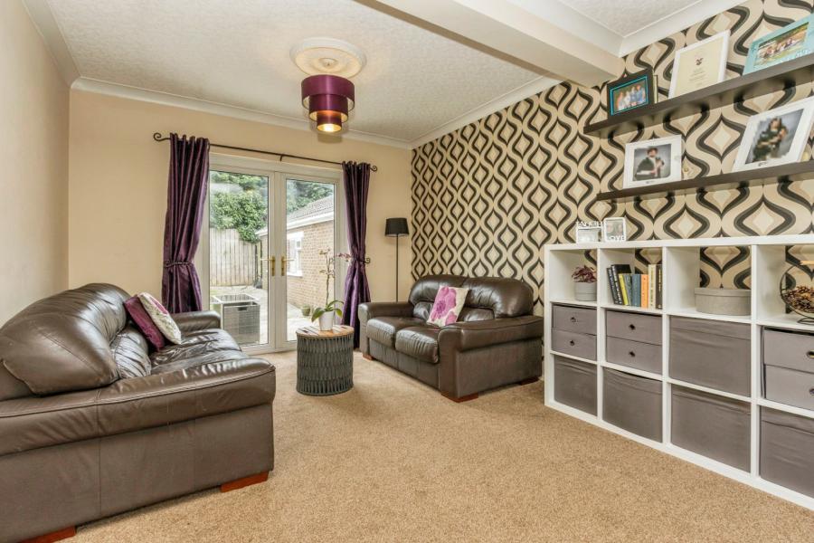 3 Briarwood Drive