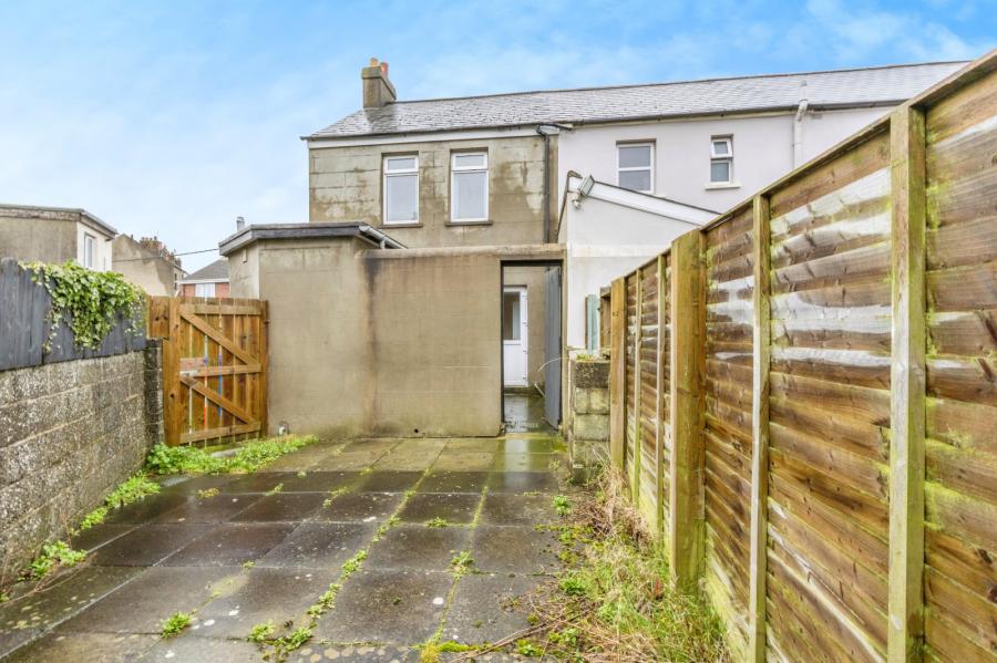 2 Croft Street