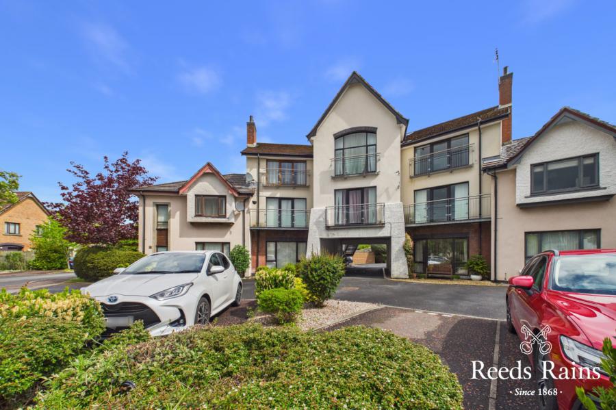 24F Shaftesbury Road