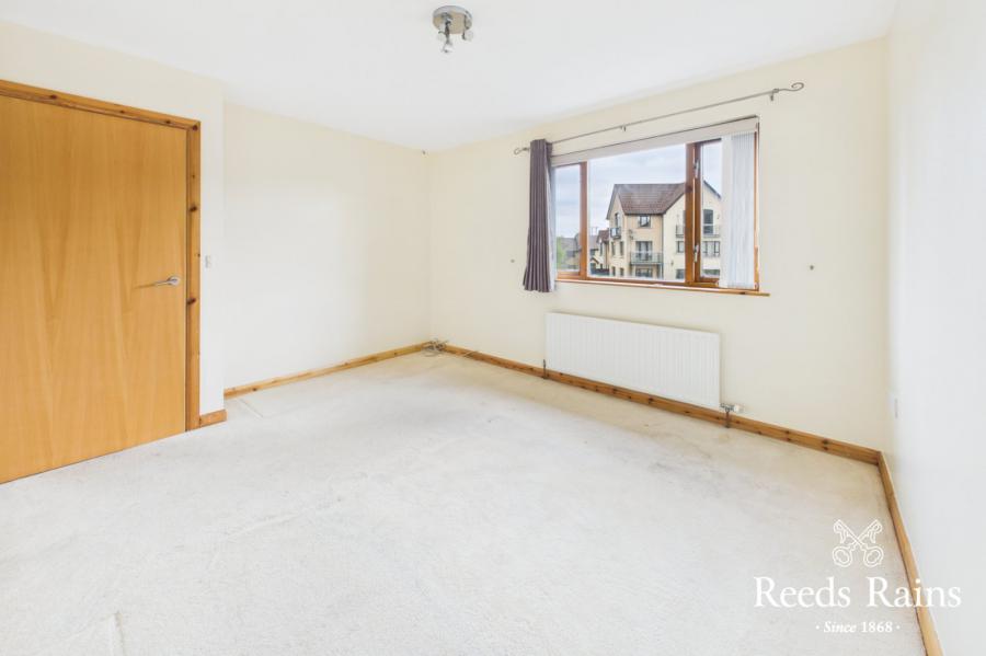 24F Shaftesbury Road
