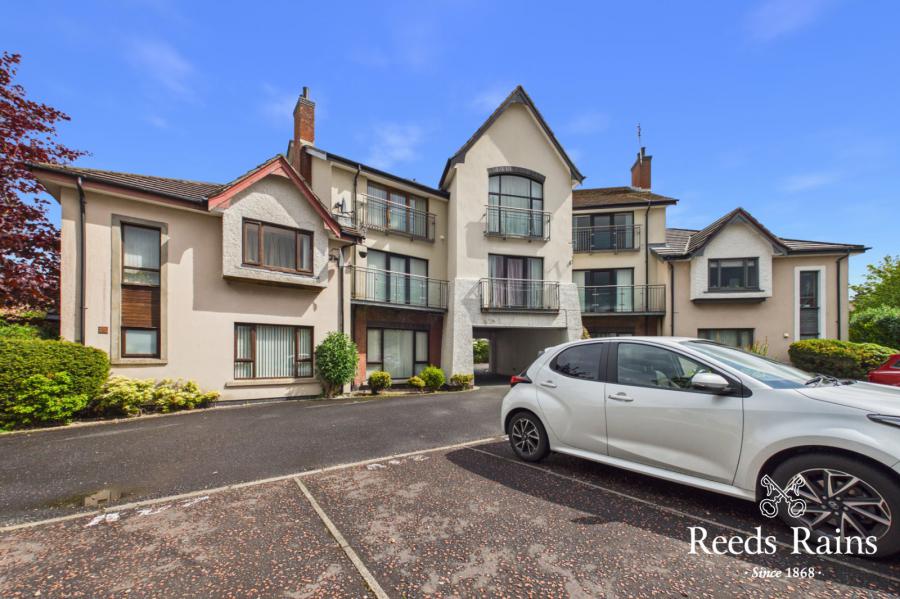 24F Shaftesbury Road