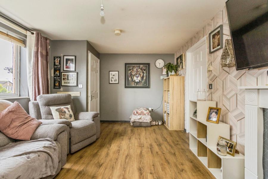 24 Bloomfield Walk