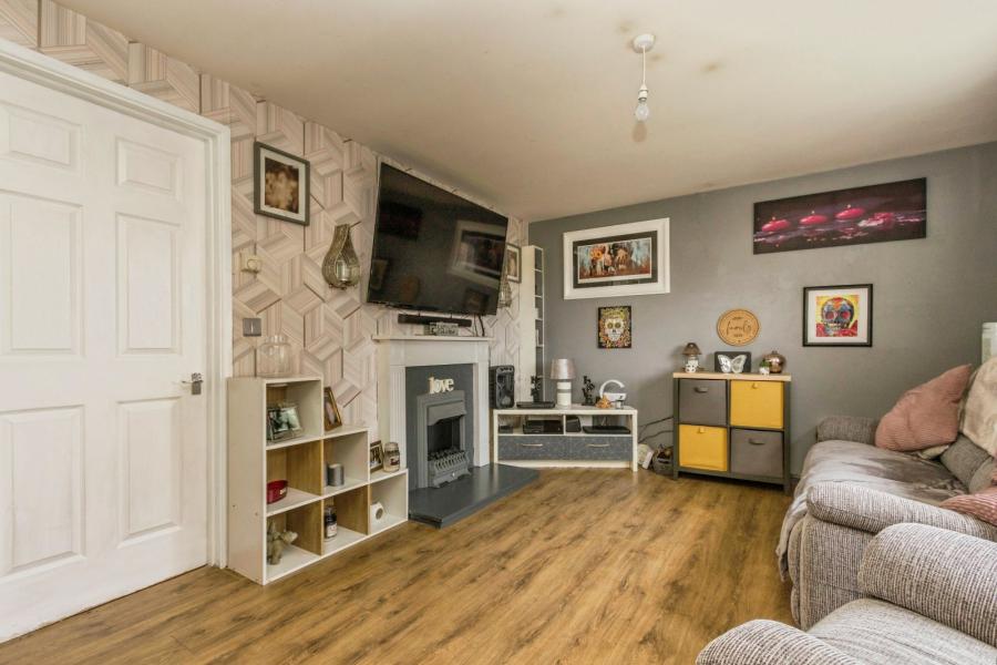 24 Bloomfield Walk