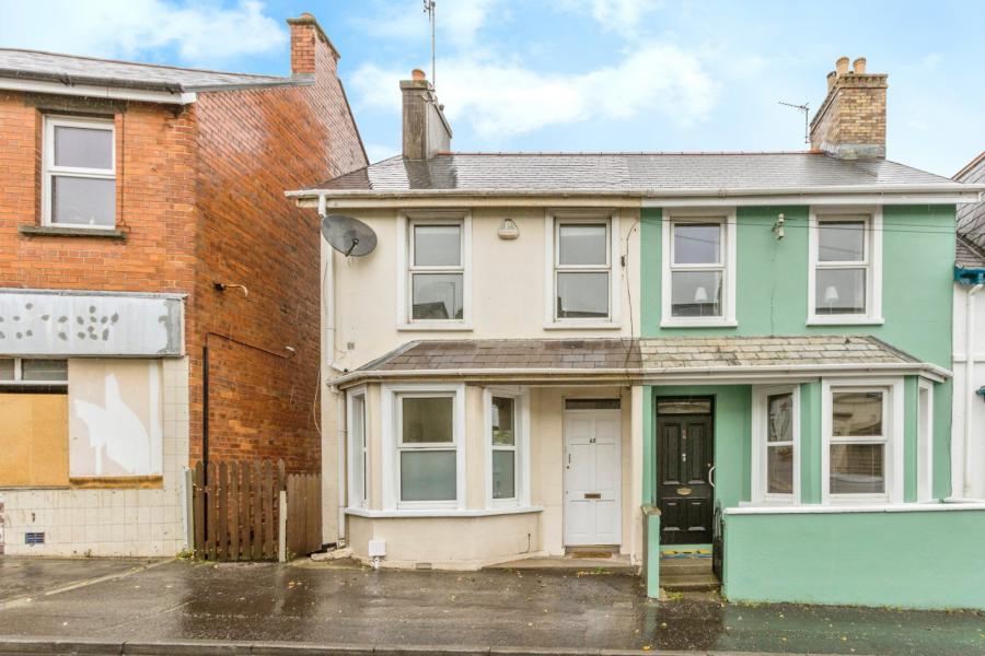 68 Central Avenue, bangor, county down, BT20 3AU
