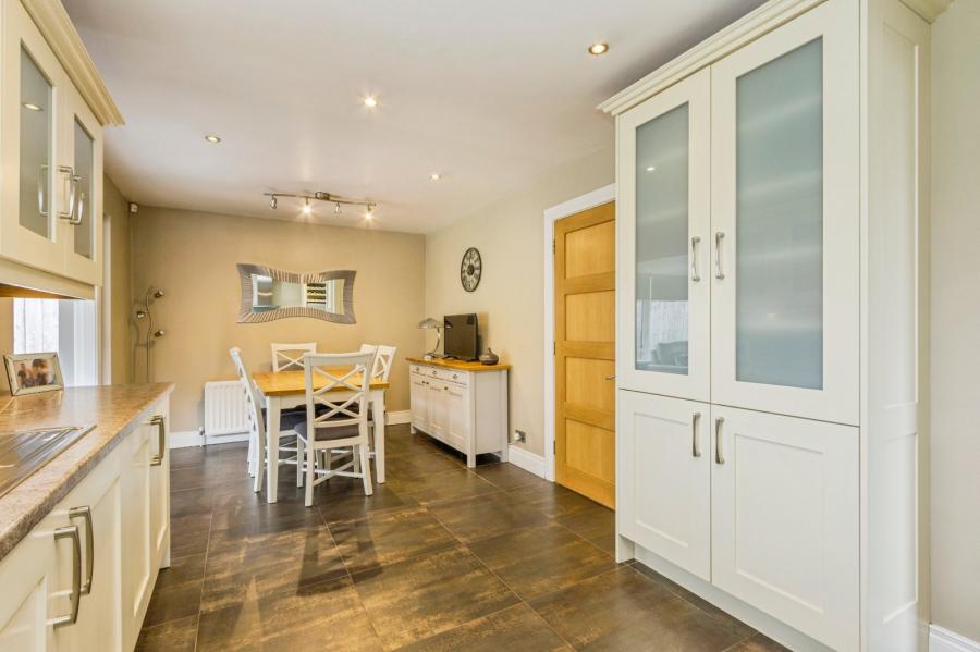 2 Ardvanagh Park
