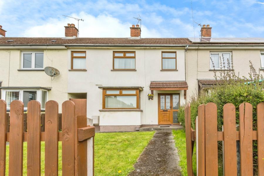 12 Abbots Close