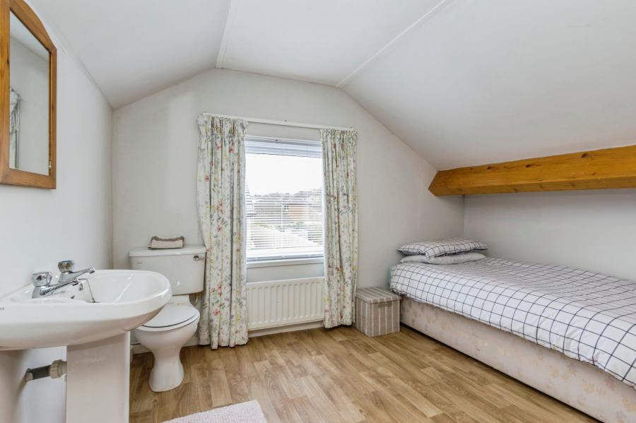 5 Morston Park