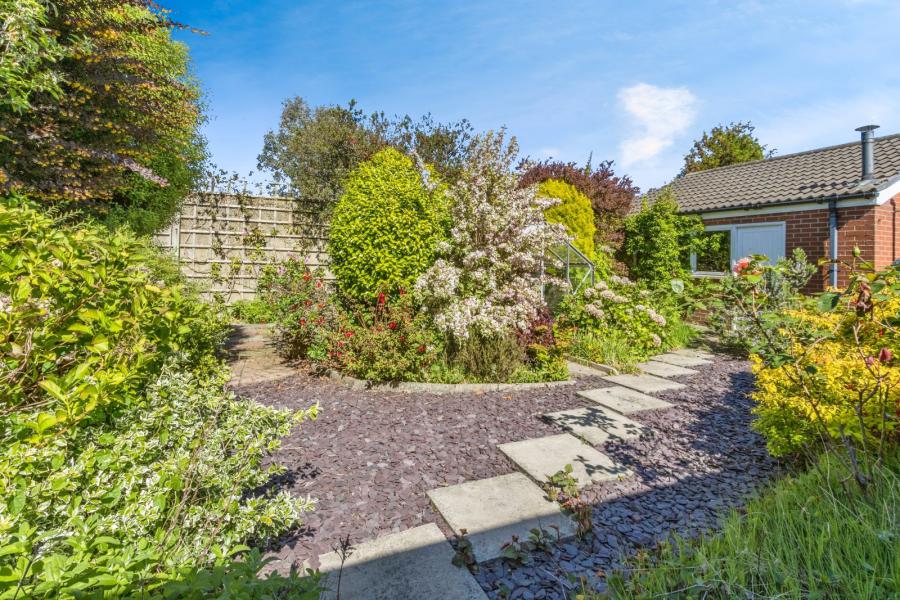 5 Gransha Road