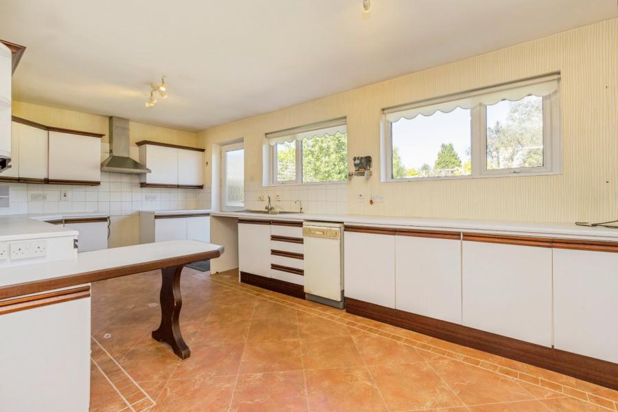 5 Gransha Road