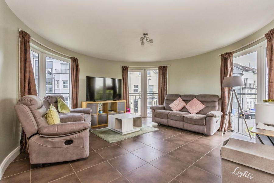 4 Linen Terrace