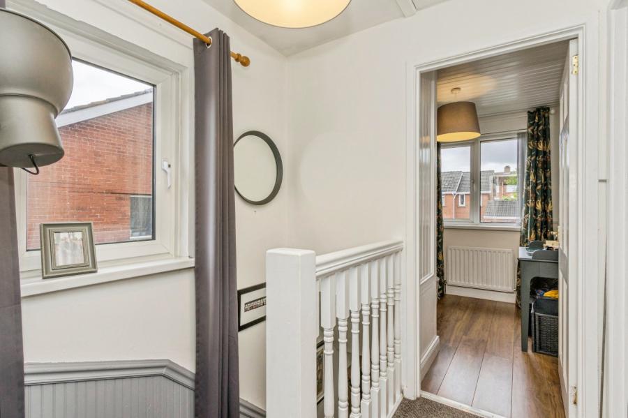 23 Manor Park
