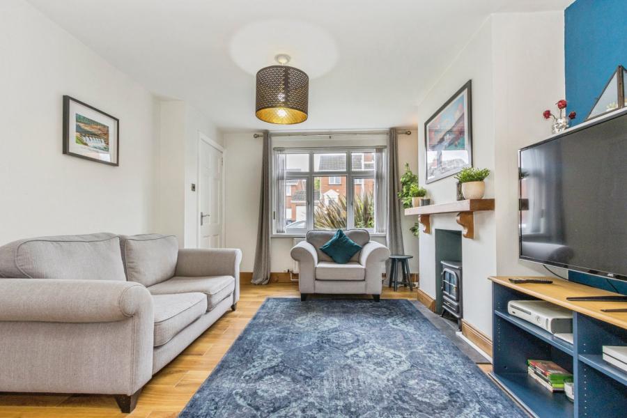 23 Manor Park