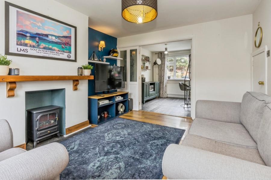 23 Manor Park