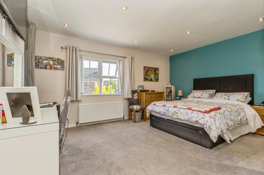 8 Dunkeld Chase
