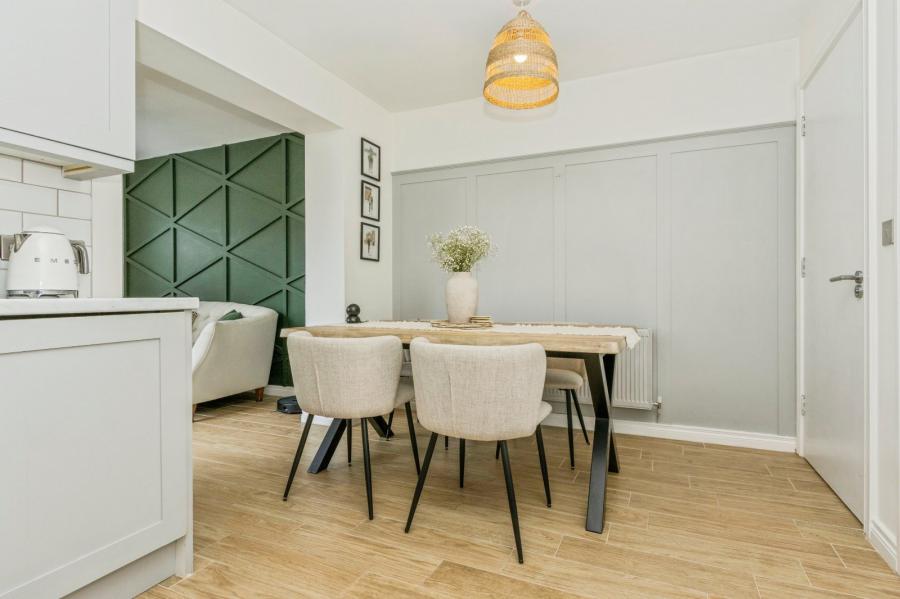139 Linen Crescent
