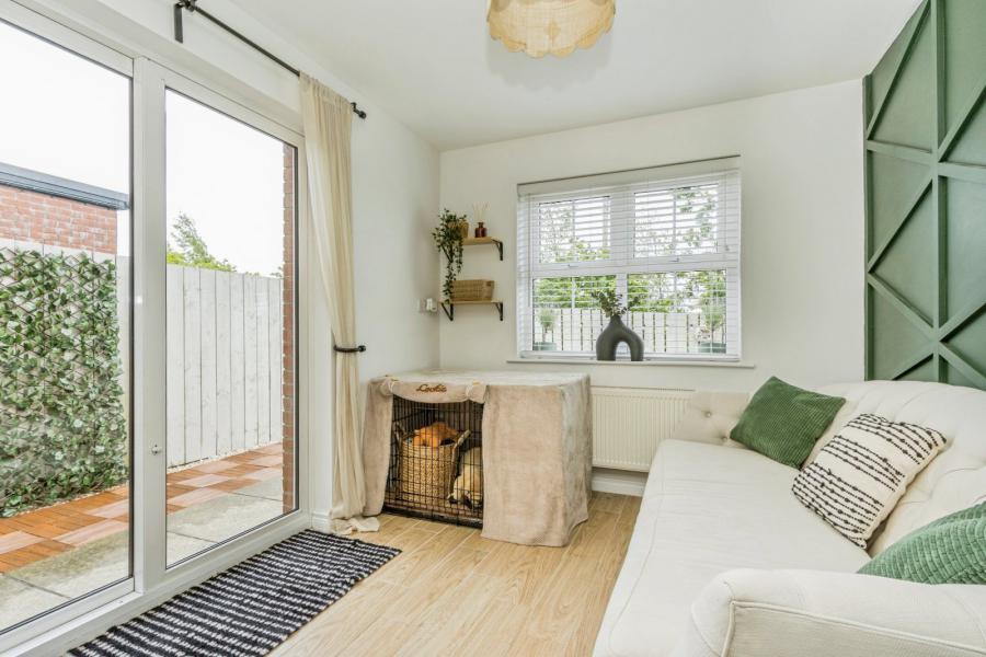 139 Linen Crescent