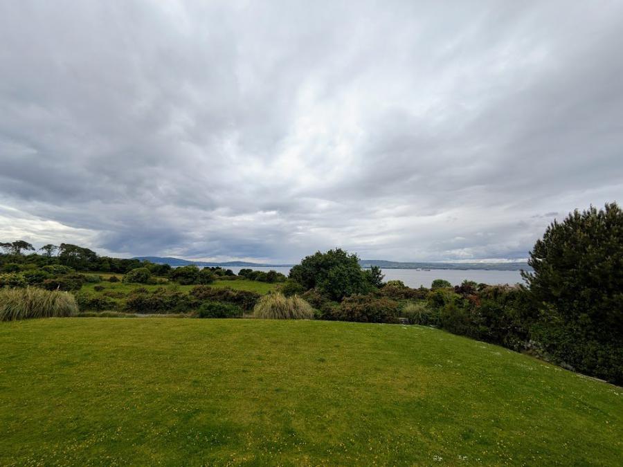 2 Rhanbuoy Gardens