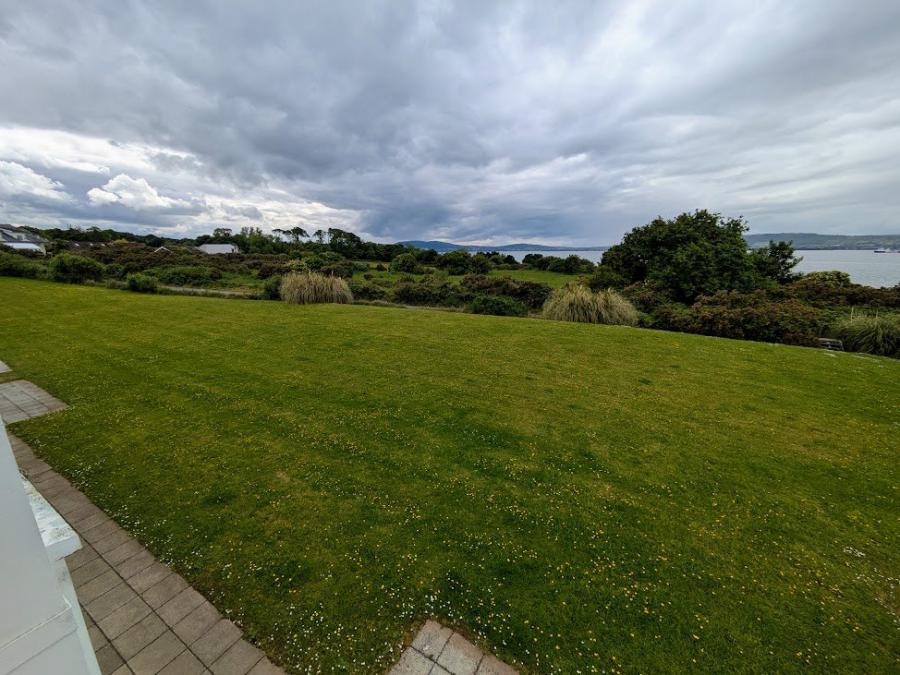 2 Rhanbuoy Gardens