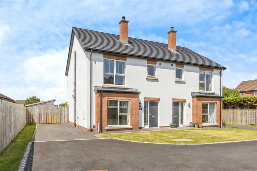 42 Balmoral Road, bangor, county down, BT19 7XA